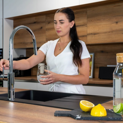 MITIGEUR D'ÉVIER HYBRIDE : UN AIDE PRATIQUE POUR LES FOYERS ET LES CUISINES PROFESSIONNELLES